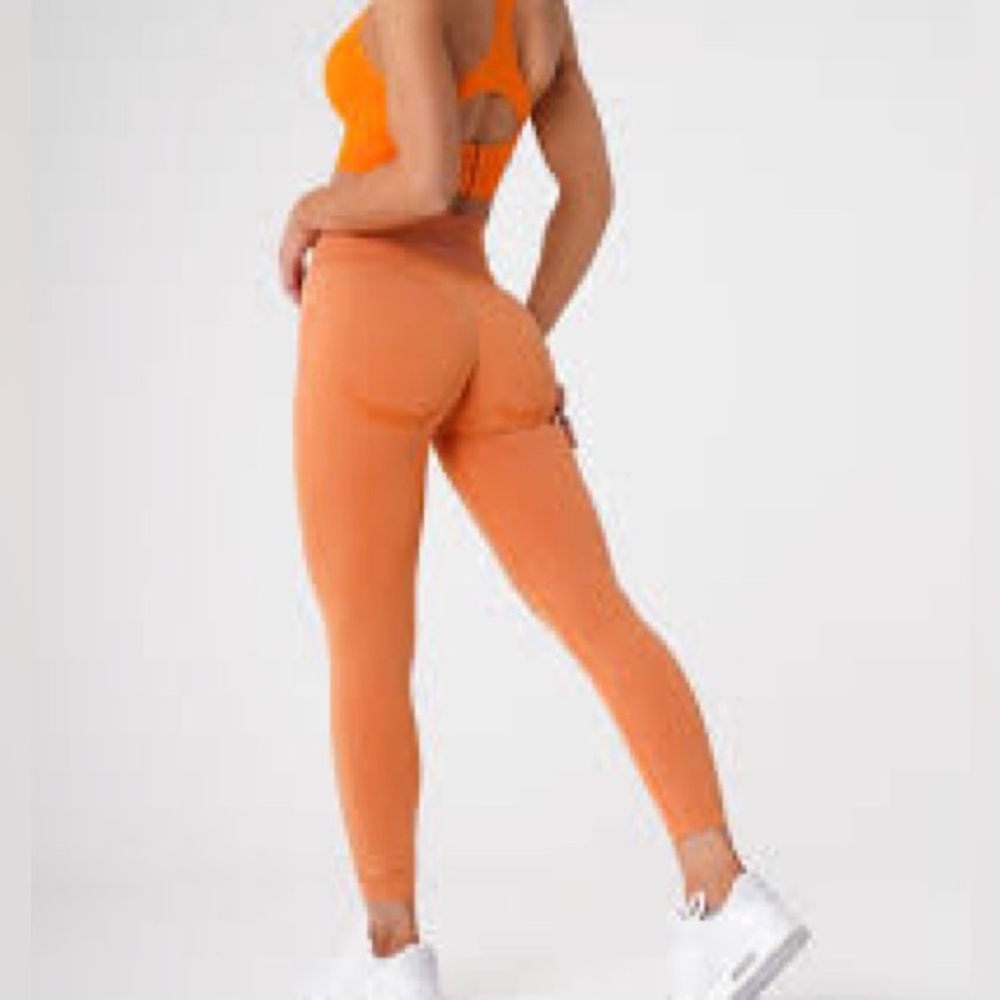 NVGTN Curve Contour Seamless Leggings